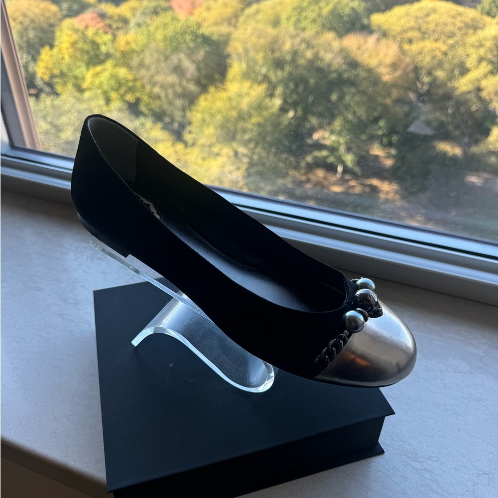 Philipp Plein Black and Silver Flats